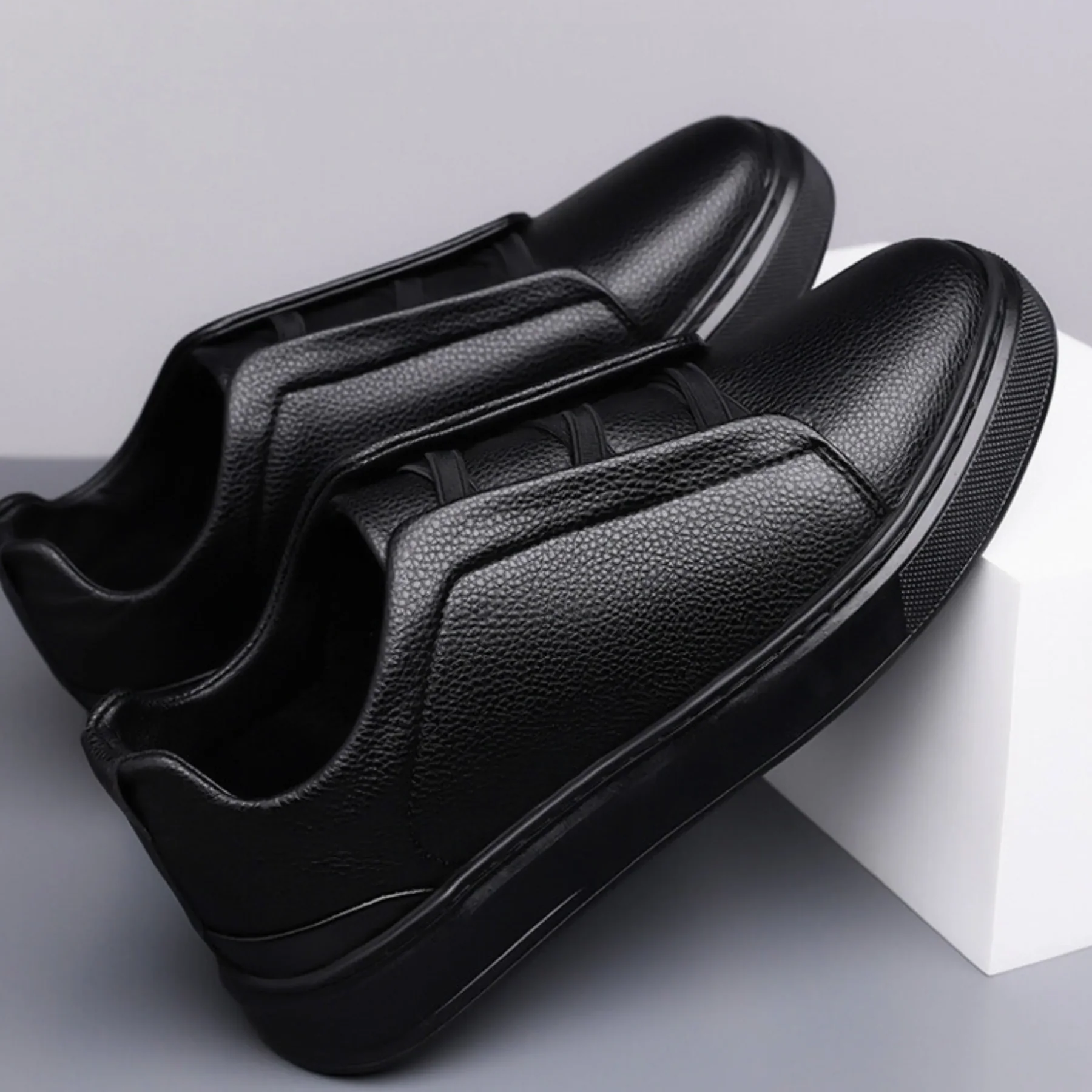 Intercontinental Leather Sneaker